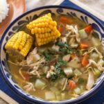 Caldo de Pollo Casero Receta