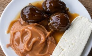 Dulce de Brevas con Arequipe